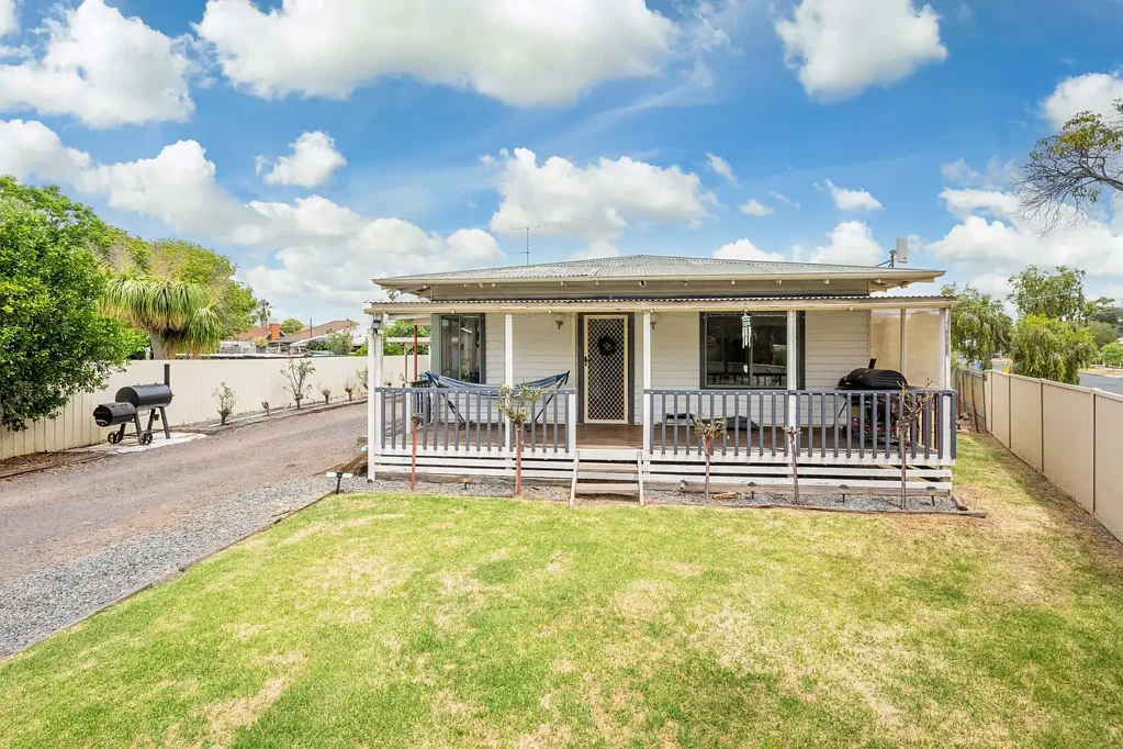 6 Mitchell Avenue, Tatura, VIC 3616