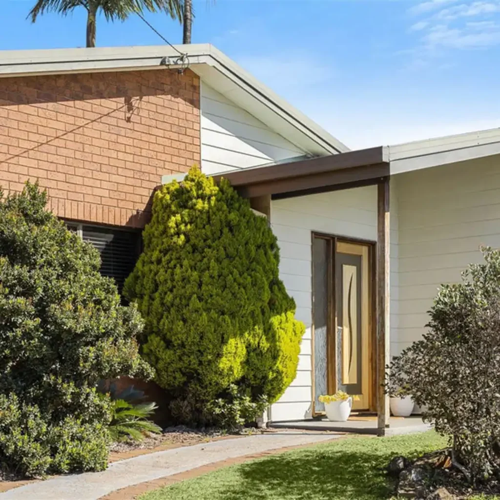 10 Zoe Court, Centenary Heights, QLD 4350