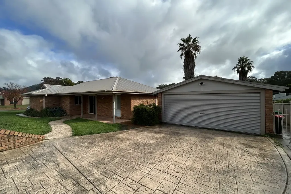 Comfortable three bedroom home in convenient location