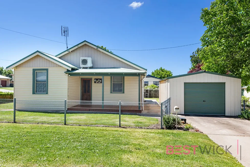 Neat,Tidy & Welcoming 3 Bedroom Home