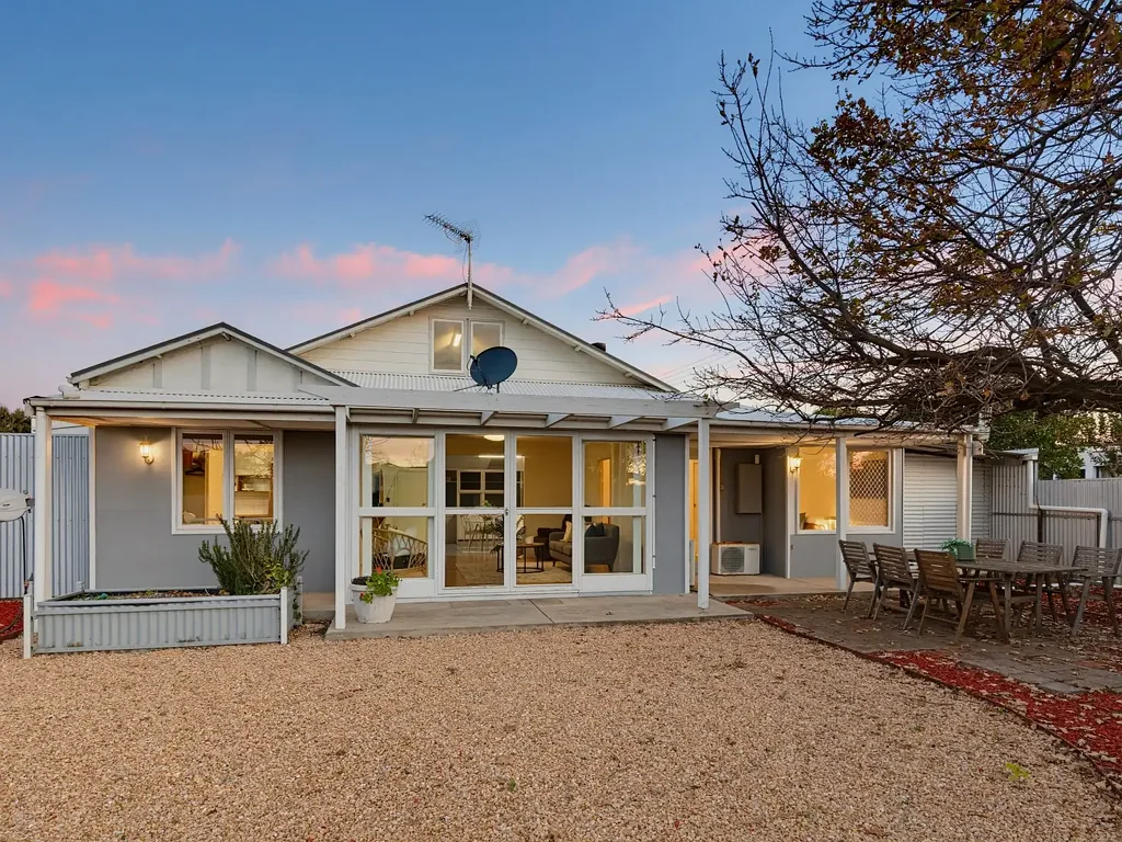 Port Noarlunga South 3部屋 Beachside living!