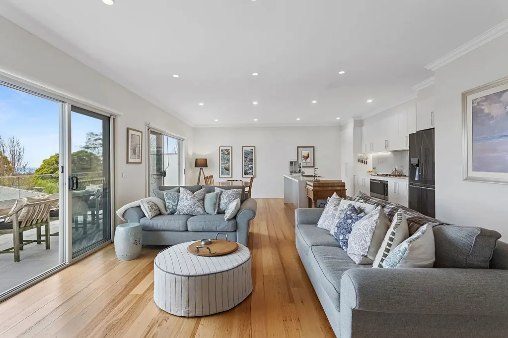 Mccrae 3Kwarto Coastal Elegance with Bay Views