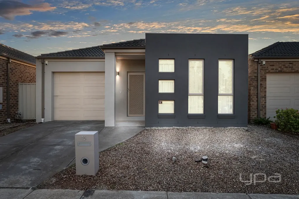 15 Glencoe Street, Kurunjang, VIC 3337