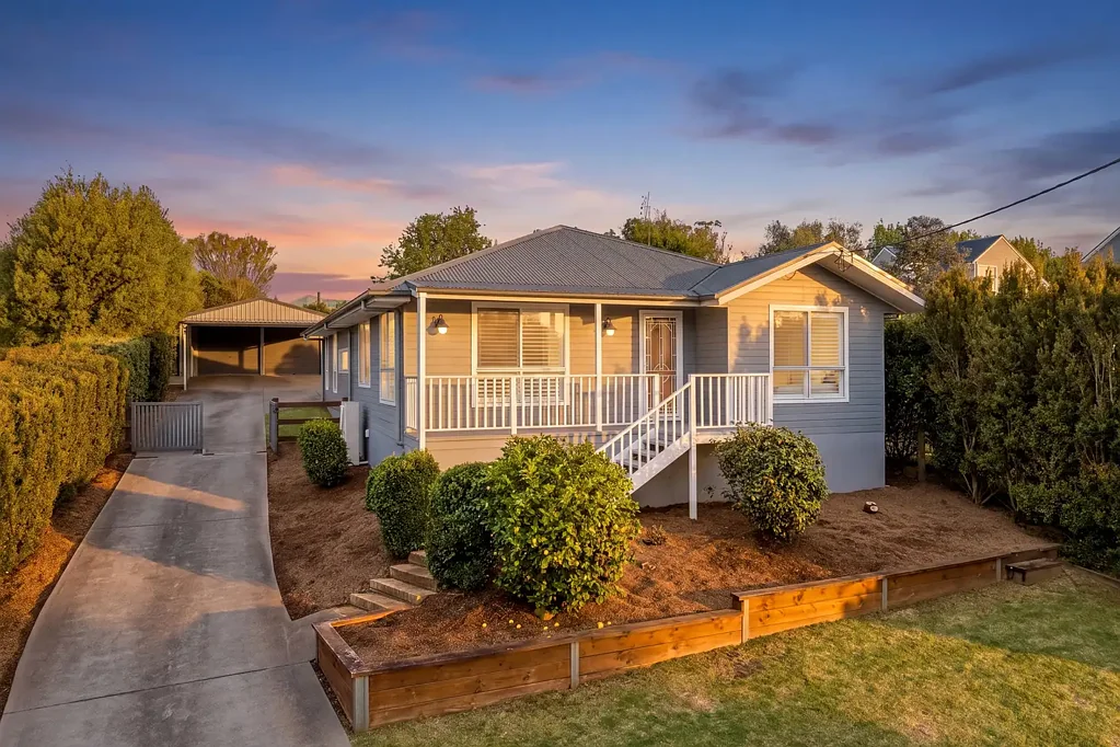 Robertson 4Zimmer Elevated, North-Facing & Exceptionally Inviting
