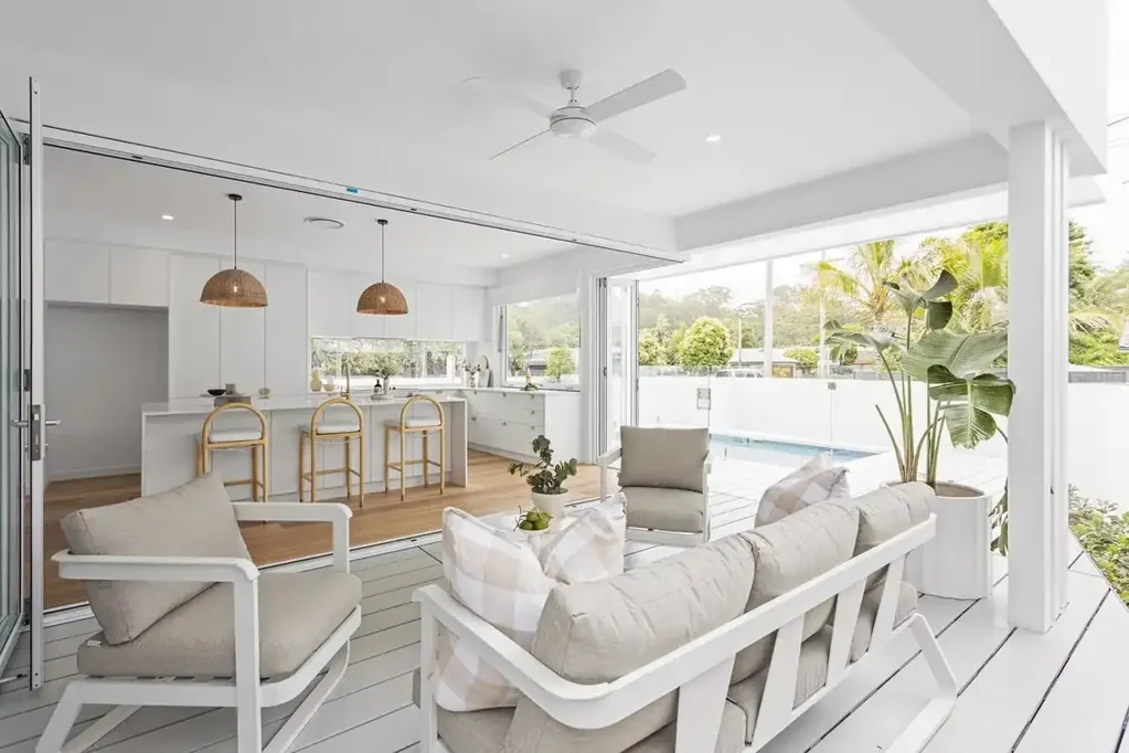 Luxury Coastal Living – Fully Furnished Family Retreat in Burleigh Heads