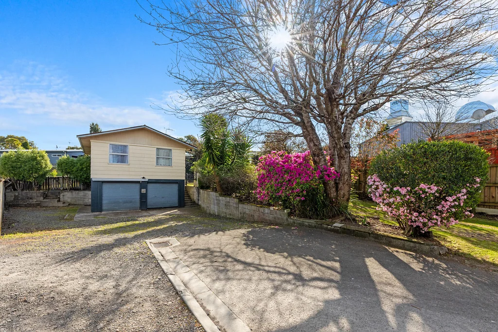 Te Puke 3બેડરૂમ Charming Te Puke Home with Potential