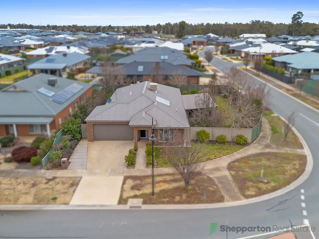 22 Cormorant Boulevard, Kialla, VIC 3631