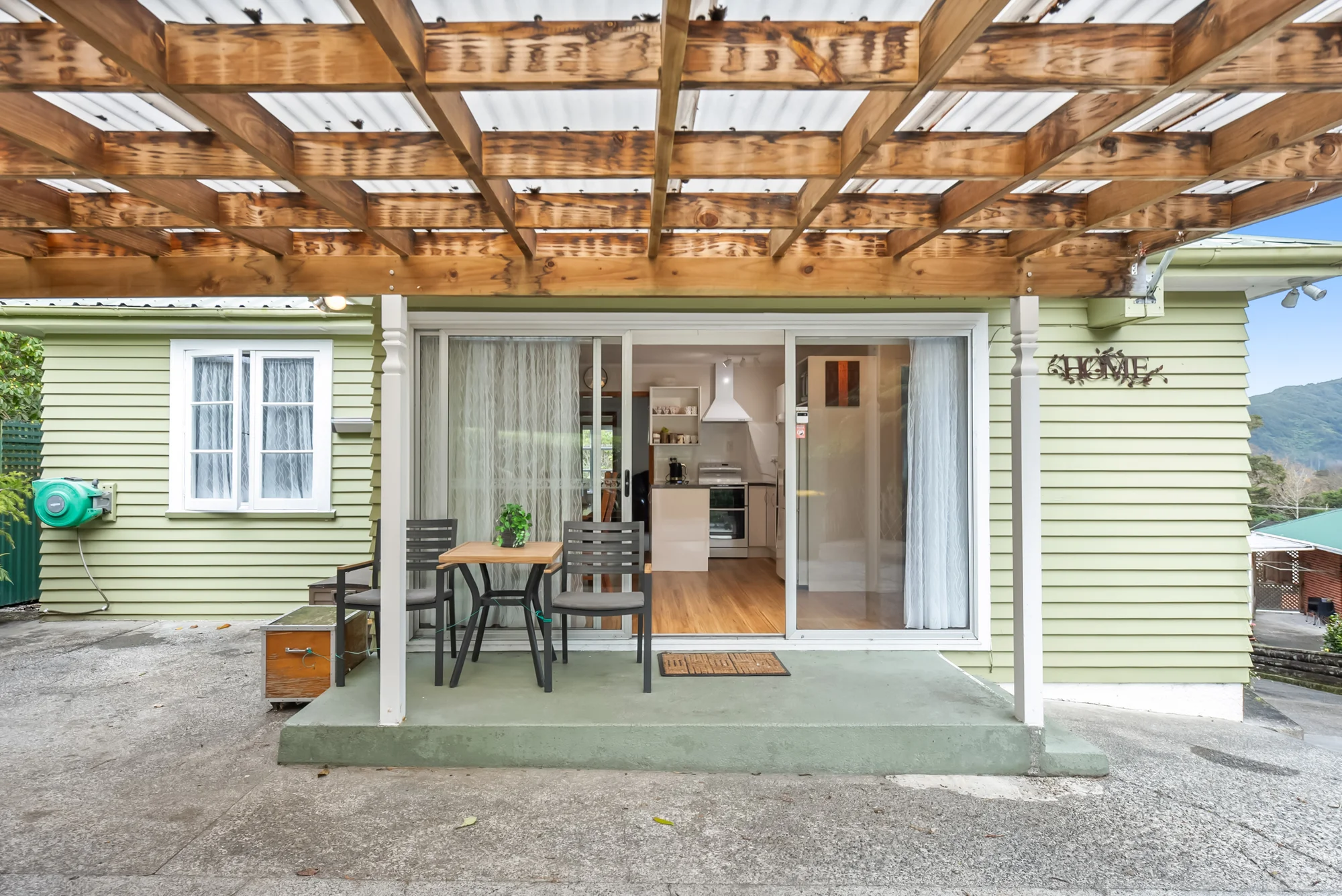 Wainuiomata 3બેડરૂમ Peaceful family living on a generous section