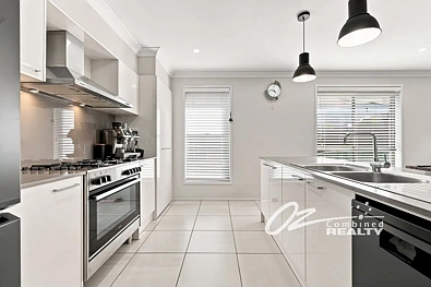 24 Corella Crescent, Sanctuary Point, NSW 2540, 4 chambres, 2 salles de bain, House
