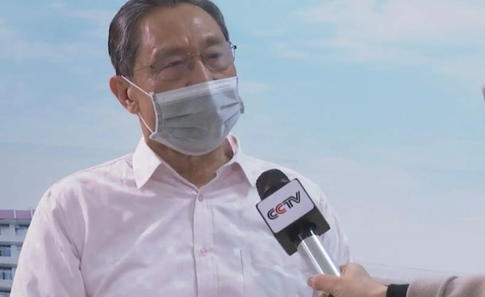 钟南山回应“潜伏期最长24天”：1099例样本中仅有1例