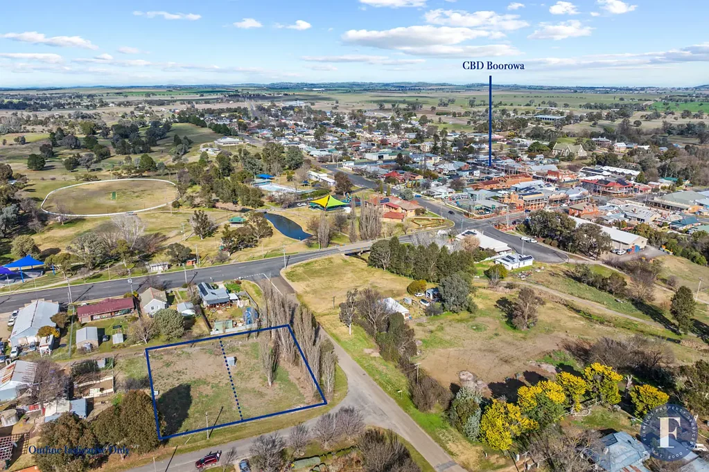 8 Neilsen Street, Boorowa, NSW 2586