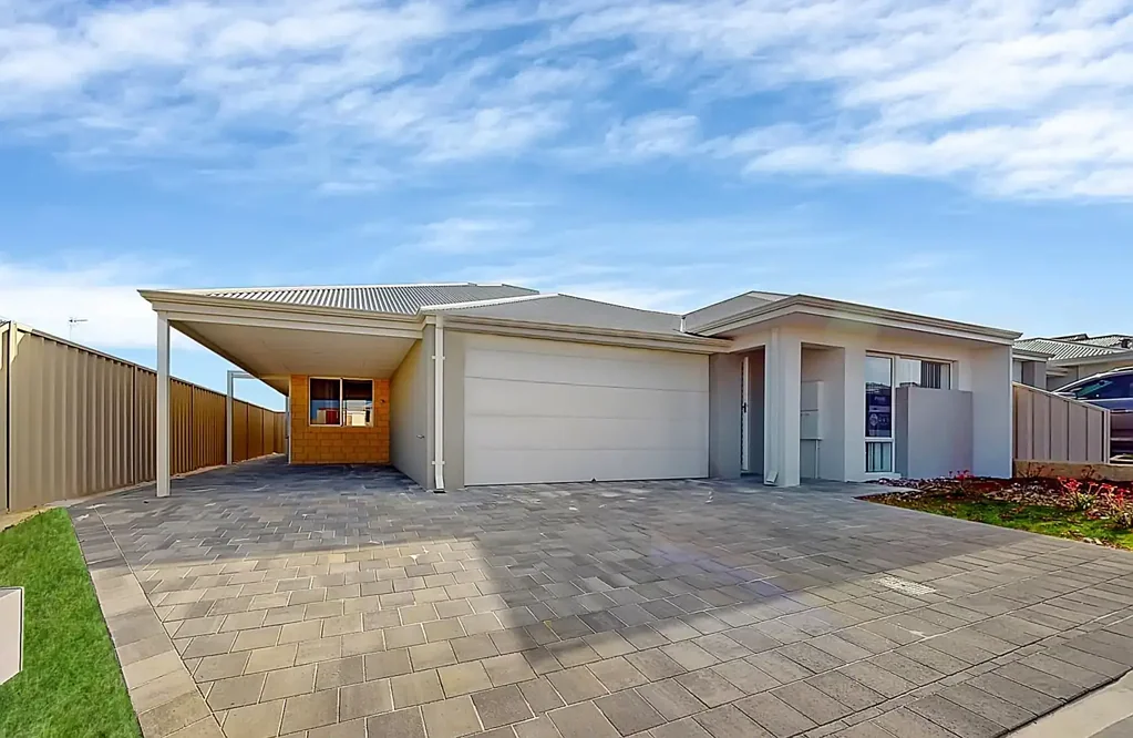 Dual-Key, 2 Bedroom Home