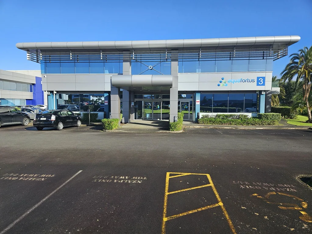 Mangere Standalone Airport Oaks opportunity