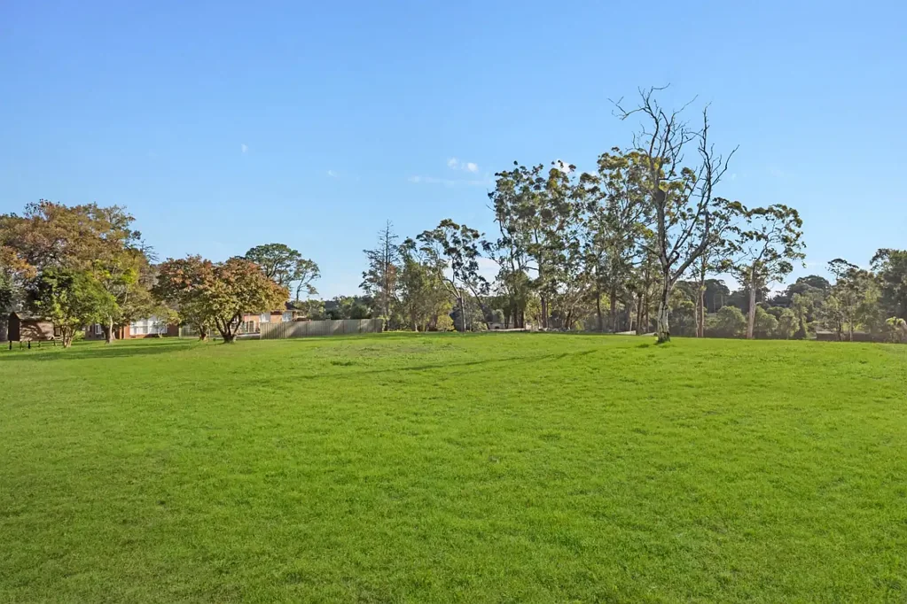 Dural 4Moenga First Time Offered In 50 Years - Sensational Location.