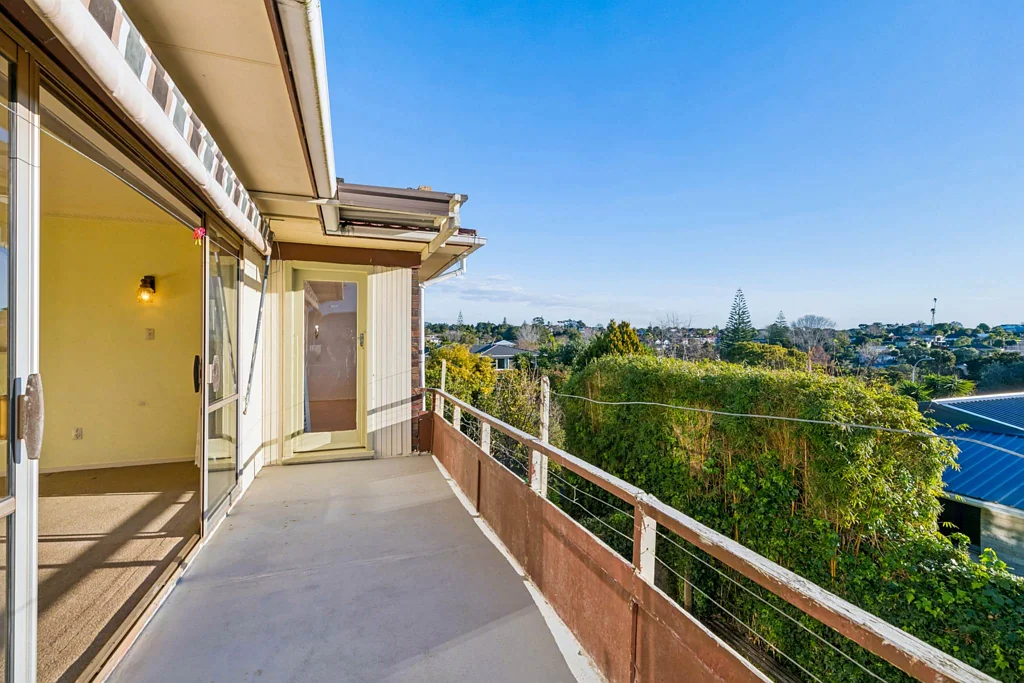 Cockle Bay 5ਬੈੱਡਰੂਮ Auction this Tuesday 28 July @1pm in Highbrook
