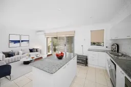 UNIT 5 14 STANLEY ST, Forster