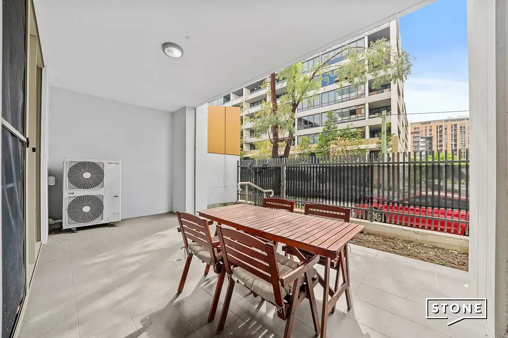 Parramatta 2ห้องนอน North-East Facing Ground-Floor Apartment with Separate Study