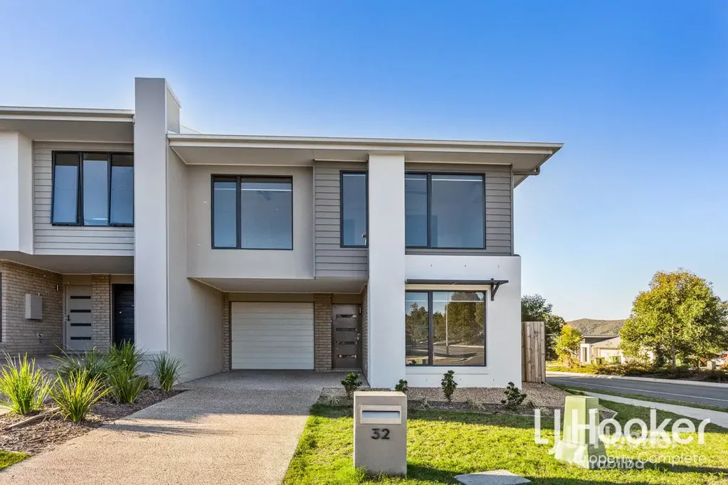 Spacious Living With Breathtaking Views