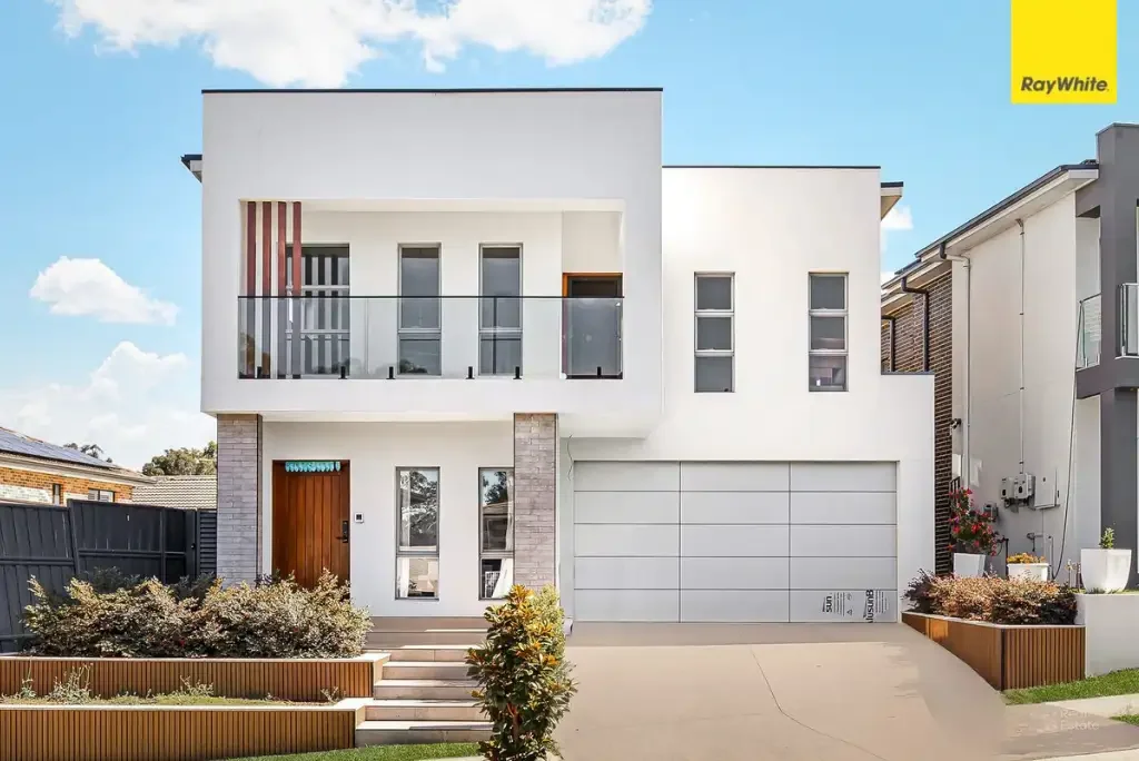 Immaculate and Luxurious Four Bedroom Quality Family Home