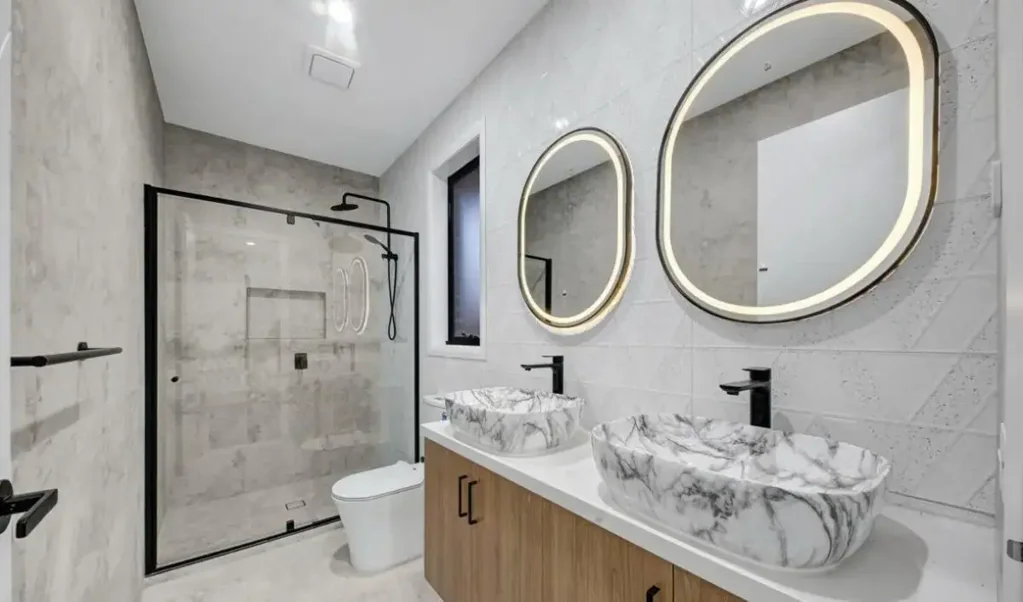 205 Whitecross Drive, Thornhill Park, VIC 3335