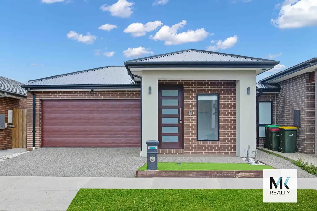Nearly New 4-Bedroom Home with Comfort & Convenience