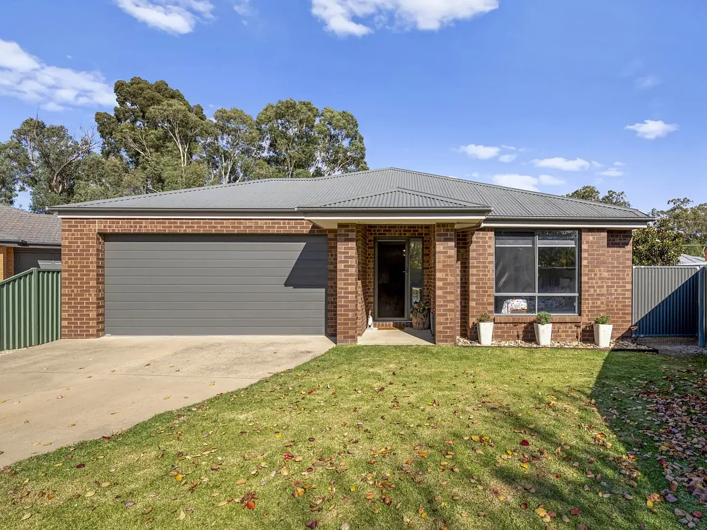 Euroa 3房  Effortless Living in Popular Lucy Court