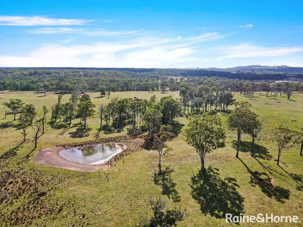 Mandemar Exceptional 185-Acre Dual-Title Landholding