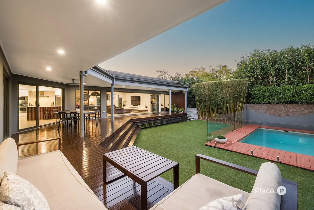 92 Queenscroft Street, Chelmer, QLD 4068
