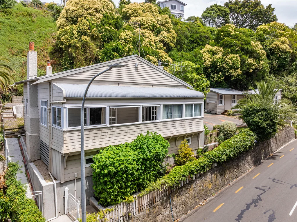 Napier Hill 3 Slaapkamer Milton Must Be Sold