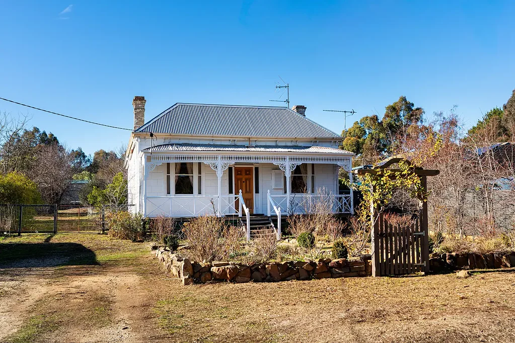 4 Templeton Street, Guildford, VIC 3451