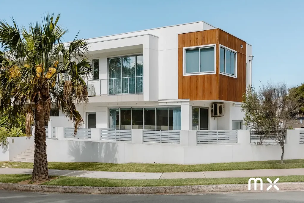 2/1 Redman Avenue, Thirroul, NSW 2515