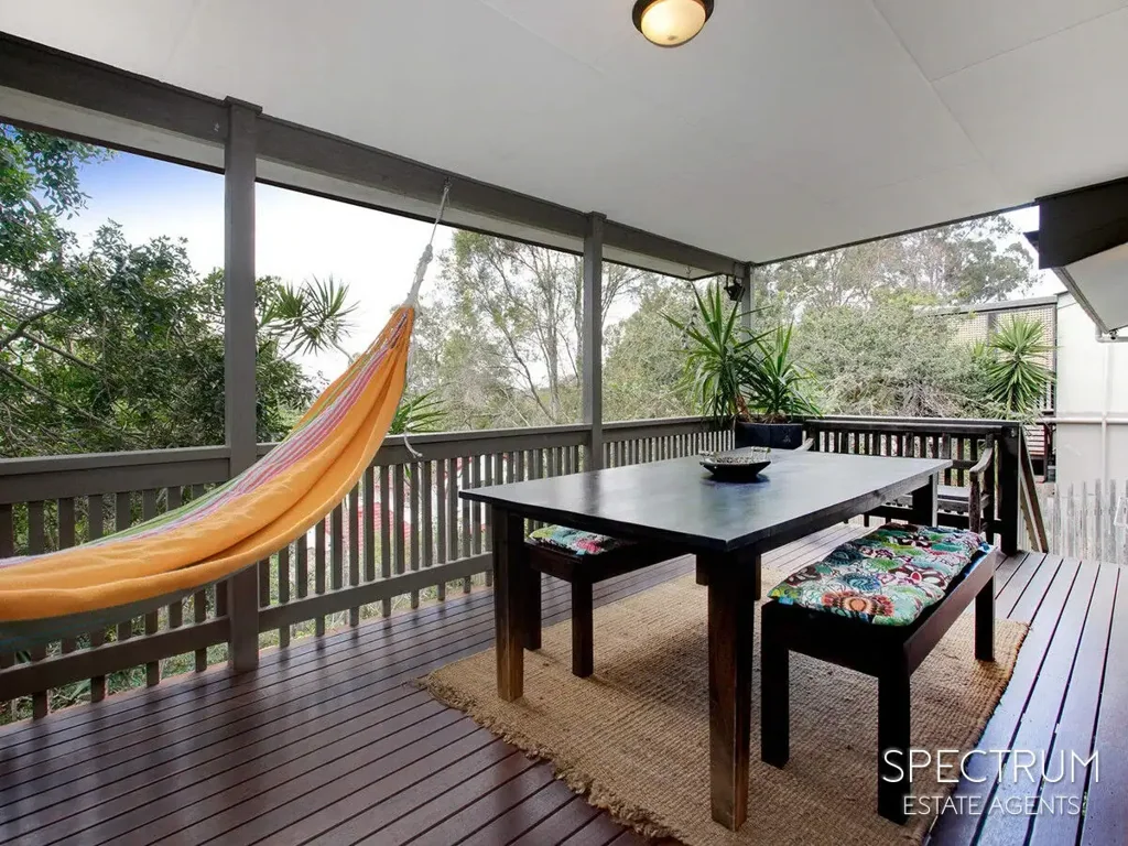 Charming Family Home with Parkland Views – Perfect for Your Family!