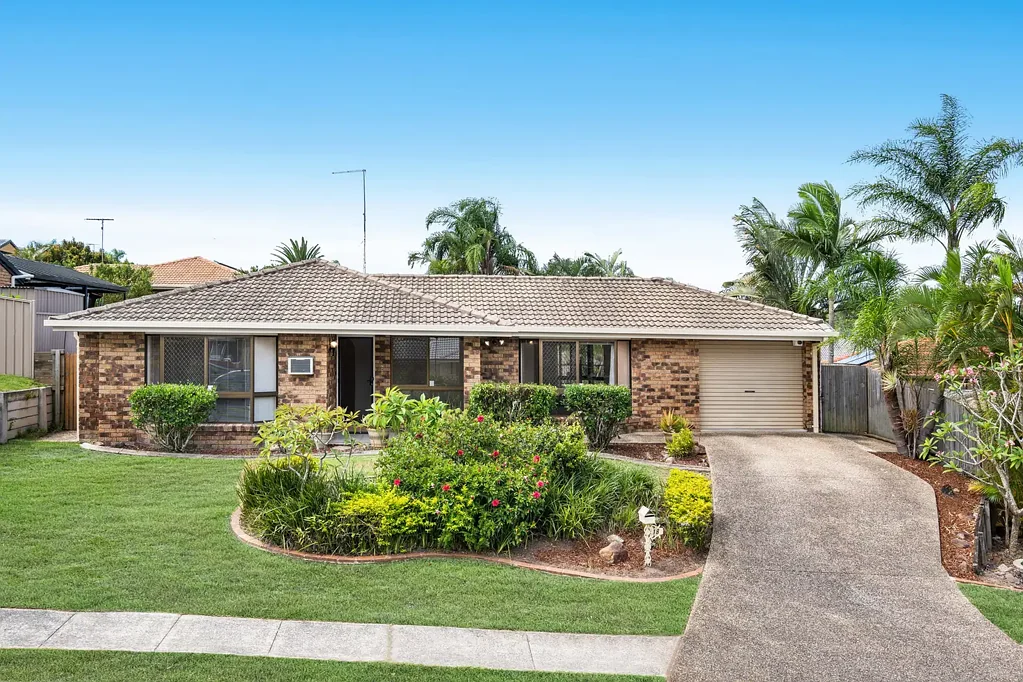 Lowest family home with the pool!