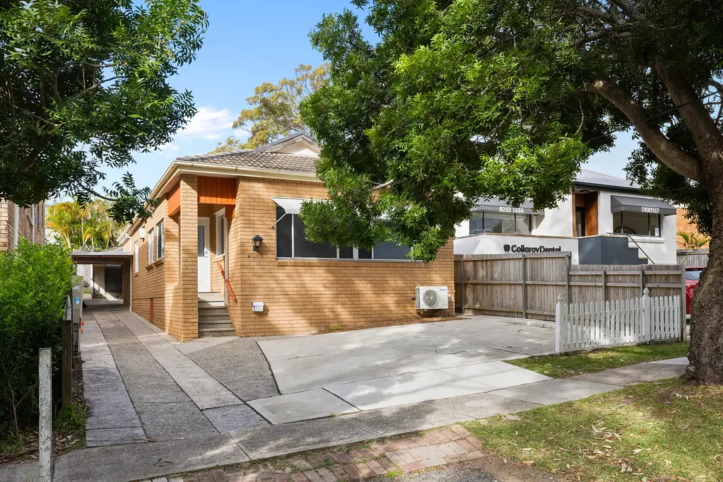 Collaroy Plateau 4房 双规划地块灵活用 商住两用潜力大 优质木地板 高天花板 四卧经典厨卫 后院露台储物区 步行生活便利全 Unique dual-zoned opportunity in the heart of the Plateau