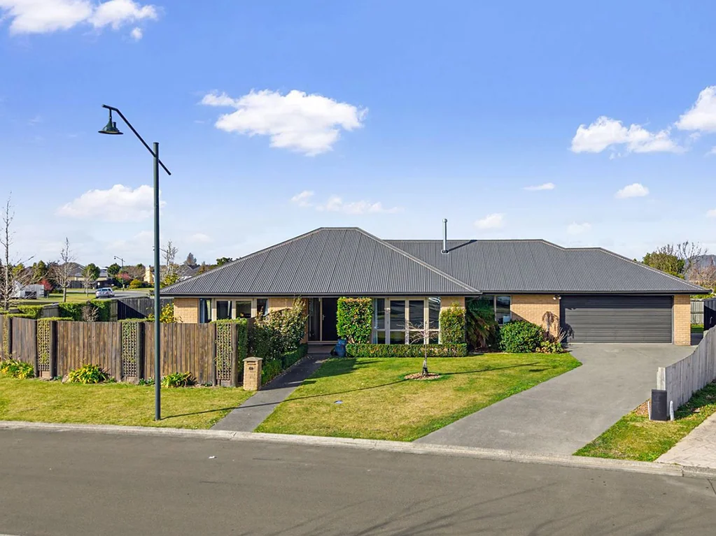 Rolleston 3Moenga Central Location|Central Heating|Room for a Boat!