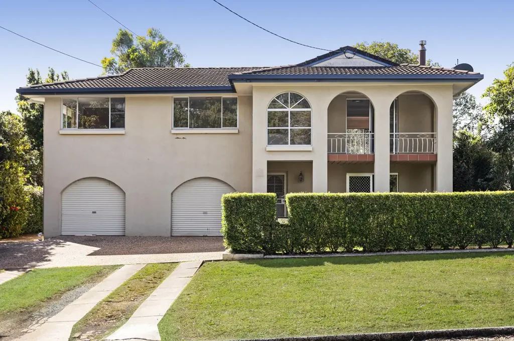 Rangeville 4 Bedroom Big Family Home with Position and Potential!