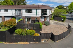 2/47 Vale Road, Saint Heliers