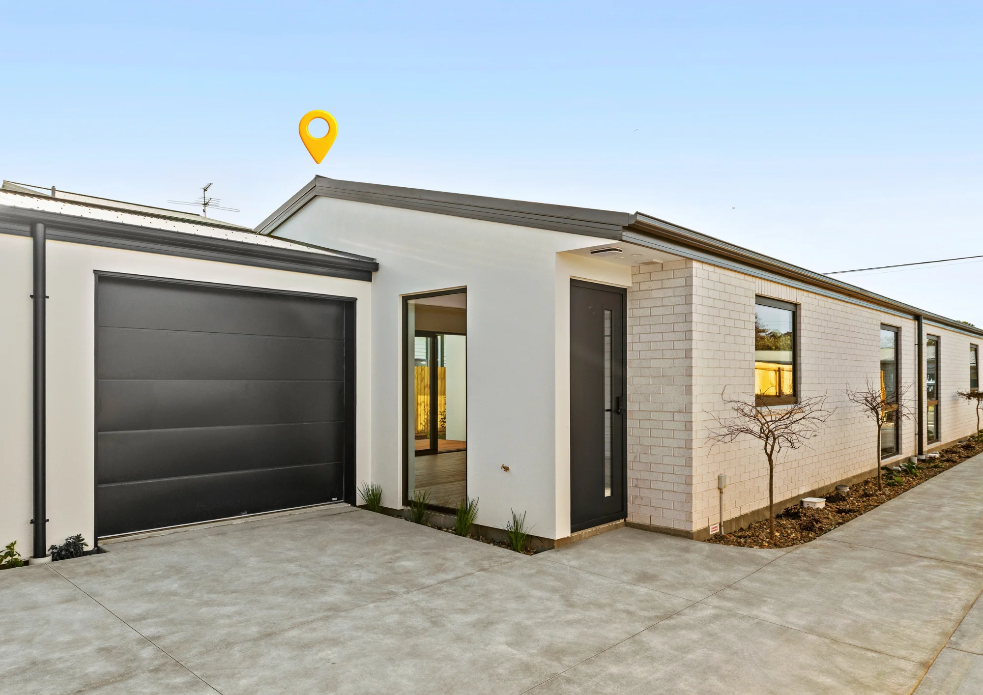New Brighton 2Phòng ngủ Single Level. Brand New. Coastal.
