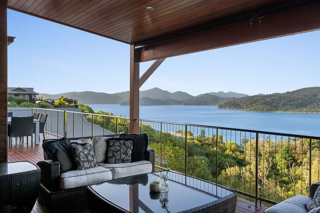Longreach 4غرفة نوم First Time on Market - Unrivalled Views and Luxury Island Living