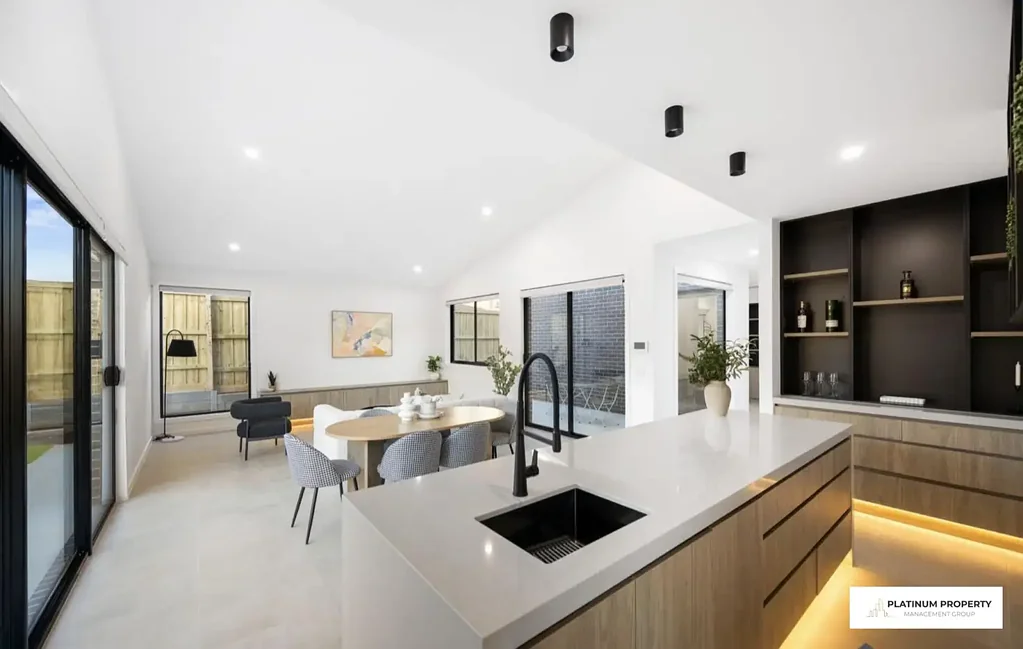 Furnished FOUR bedroom Modern and Sophisticated Home in Melton South