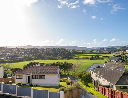 22 Albatross Close, Whitby, Porirua, 3 ਕਮਰੇ, 1 ਬਾਥਰੂਮ, House