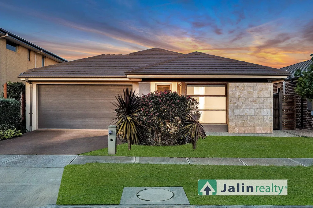 7 Lombard Road, Werribee, VIC 3030