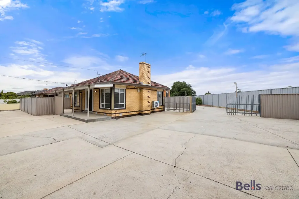 1/25 Lachlan Road, Sunshine West, VIC 3020