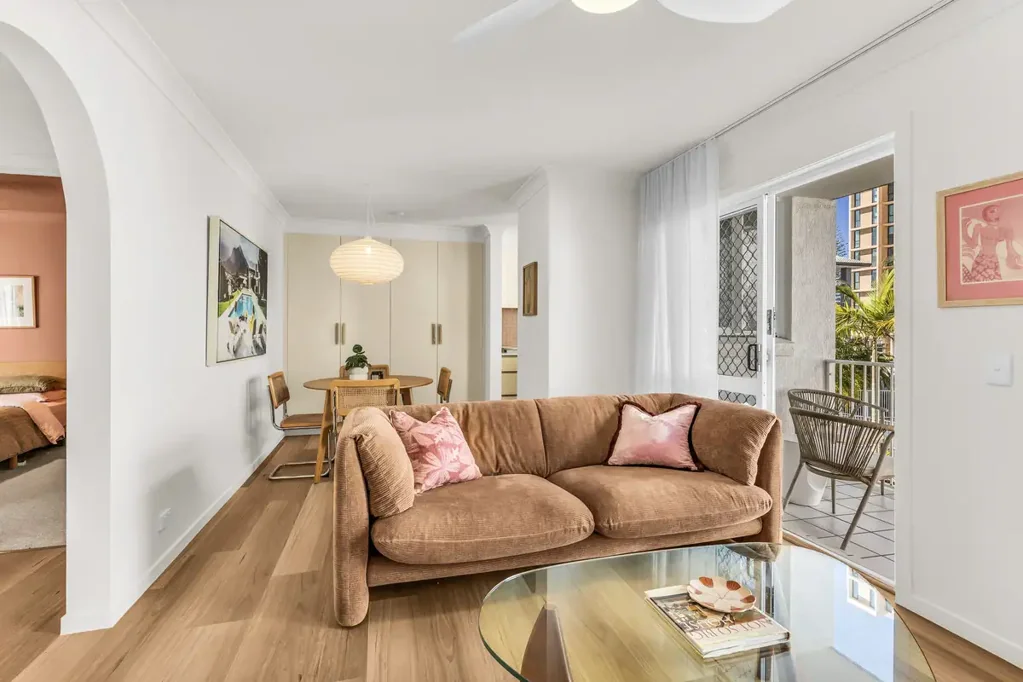 Palm Beach 2कमरा Renovated Coastal Living — Just 150m to the Beach