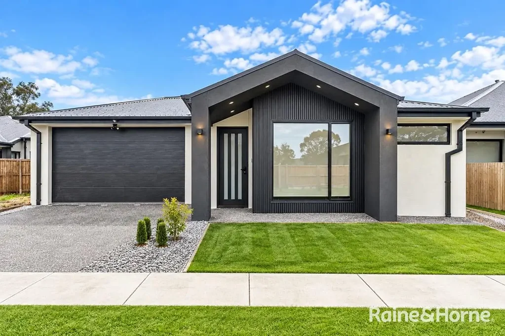 Spacious Family Living in Growing Wollert