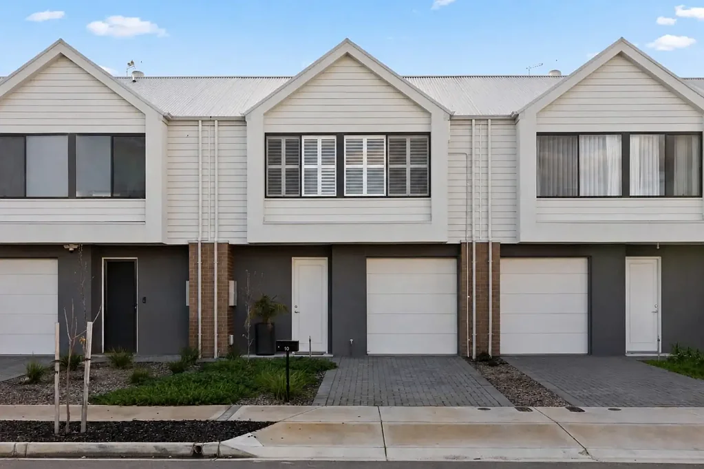 Woodville Gardens 3 Slaapkamer Lifestyle, Location & Low Maintenance.