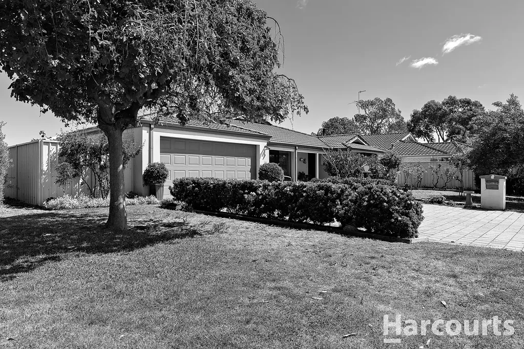 15 Pennington Gardens, Erskine, WA 6210