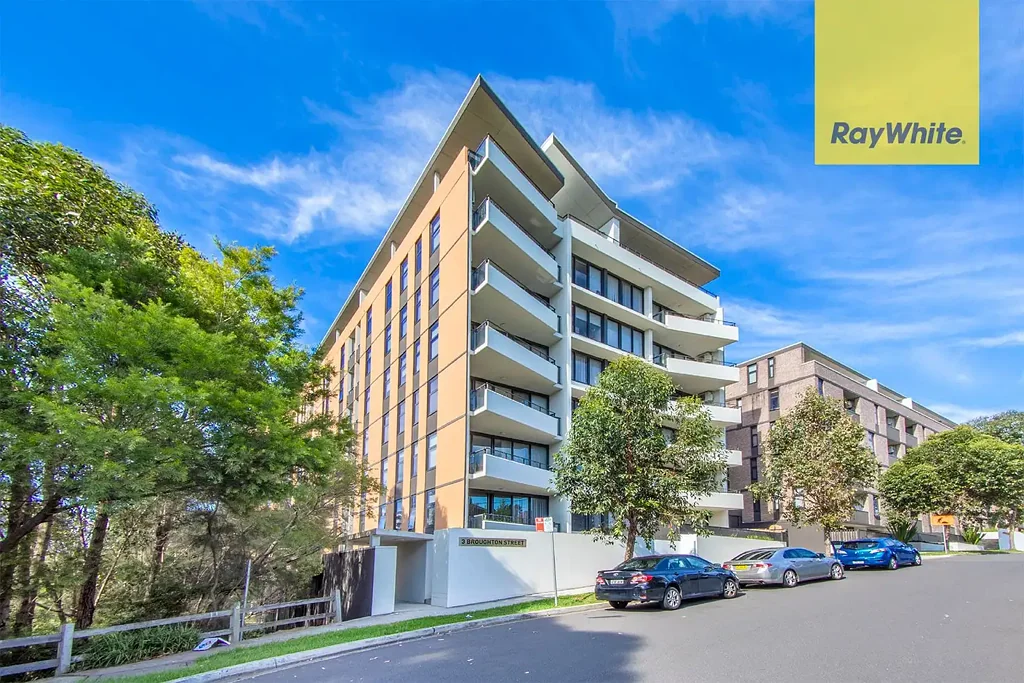 Stunning Apartment in the "Promenade" Riverside!