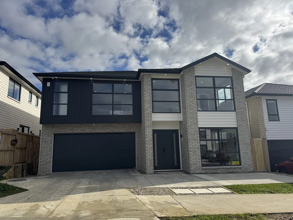10 Knockanara Road, Flat Bush, Manukau City, Auckland