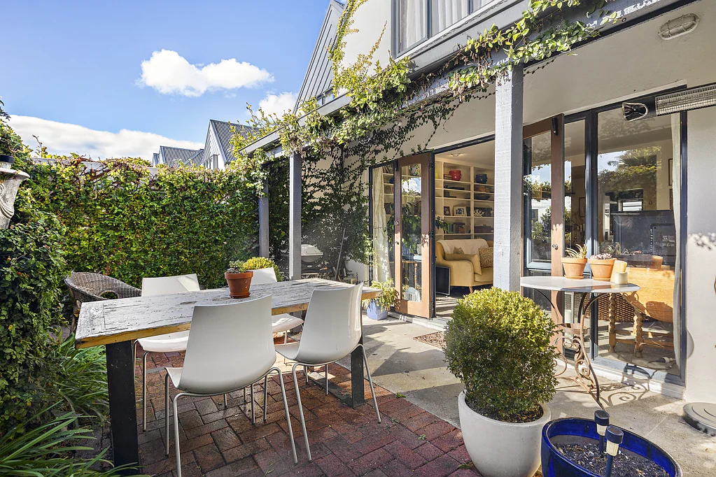 8/14 Harriett Street, Thorndon, Wellington